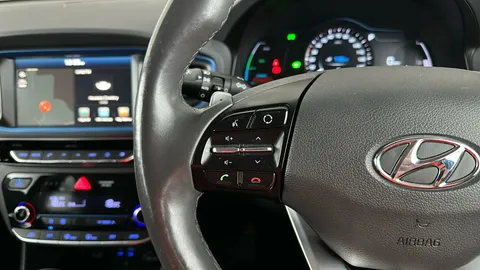 HYUNDAI IONIQ 1.6 GDi Hybrid Premium SE DCT