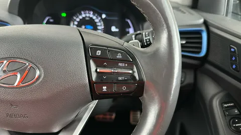 HYUNDAI IONIQ 1.6 GDi Hybrid Premium SE DCT