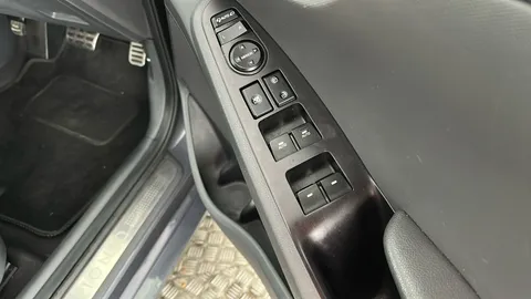 HYUNDAI IONIQ 1.6 GDi Hybrid Premium SE DCT