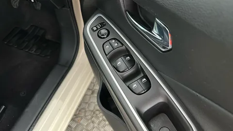 NISSAN MICRA 1.0 IG-T 92 N-Sport