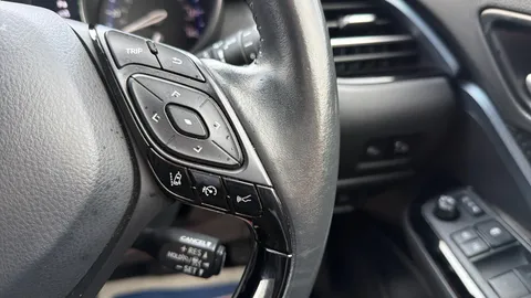 TOYOTA C-HR 1.8 Hybrid Design CVT