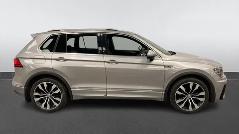VOLKSWAGEN TIGUAN 2.0 TDi 150 4Motion R-Line DSG