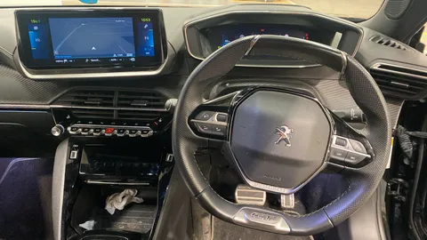 PEUGEOT 2008 100kW GT 50kWh Auto