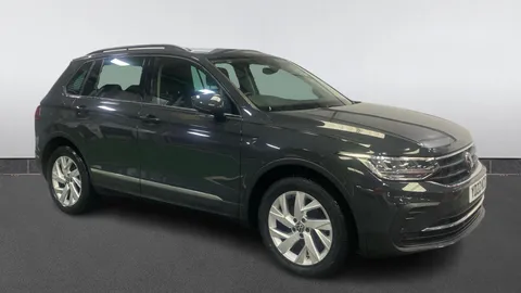 VOLKSWAGEN TIGUAN 1.5 TSI Life