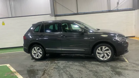 VOLKSWAGEN TIGUAN 1.5 TSI Life
