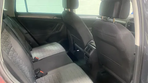 VOLKSWAGEN TIGUAN 1.5 TSI Life