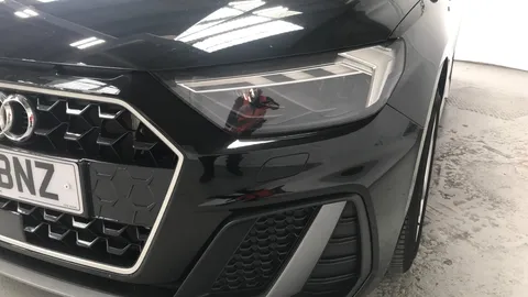 AUDI A1 30 TFSI S Line S Tronic