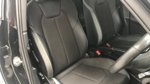 AUDI A1 30 TFSI S Line S Tronic