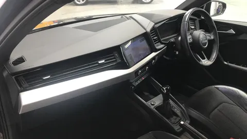 AUDI A1 30 TFSI S Line S Tronic