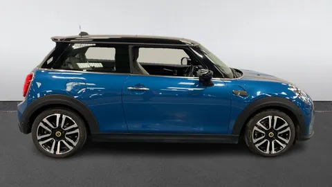 MINI HATCHBACK 135kW Cooper S Level 3 33kWh Auto