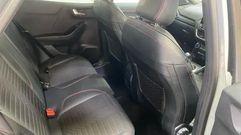 FORD PUMA 1.0 EcoBoost Hybrid mHEV ST-Line X