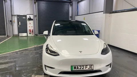 TESLA MODEL Y Long Range AWD Auto