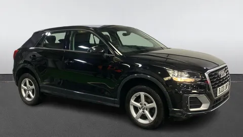 AUDI Q2 35 TFSI Technik S Tronic