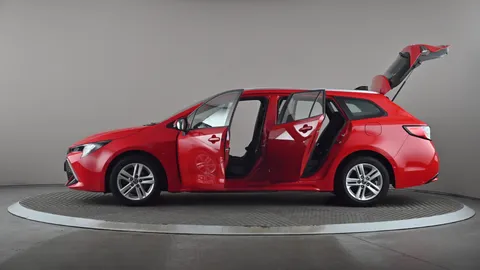 TOYOTA COROLLA 1.8 VVT-i Hybrid Icon Tech CVT