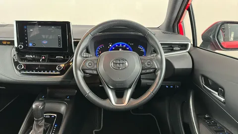 TOYOTA COROLLA 1.8 VVT-i Hybrid Icon Tech CVT