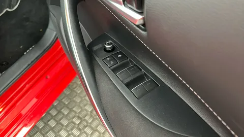 TOYOTA COROLLA 1.8 VVT-i Hybrid Icon Tech CVT