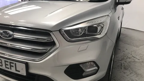 FORD KUGA 2.0 TDCi 180 Titanium X Auto