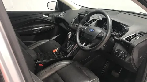 FORD KUGA 2.0 TDCi 180 Titanium X Auto