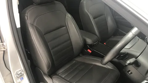 FORD KUGA 2.0 TDCi 180 Titanium X Auto