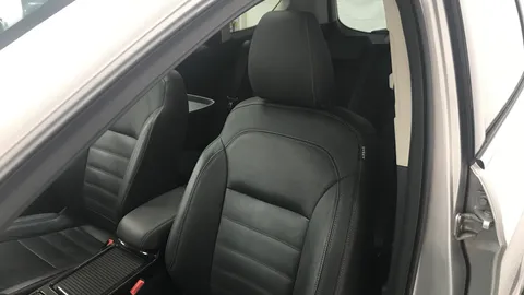 FORD KUGA 2.0 TDCi 180 Titanium X Auto