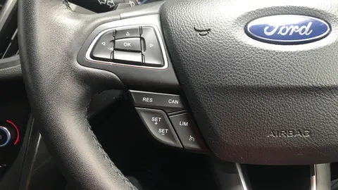 FORD KUGA 2.0 TDCi 180 Titanium X Auto