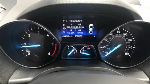 FORD KUGA 2.0 TDCi 180 Titanium X Auto