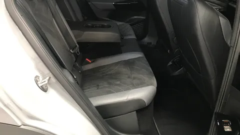 VOLKSWAGEN ID.4 210kW Match Pro 77kWh Auto