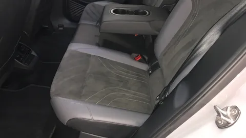 VOLKSWAGEN ID.4 210kW Match Pro 77kWh Auto