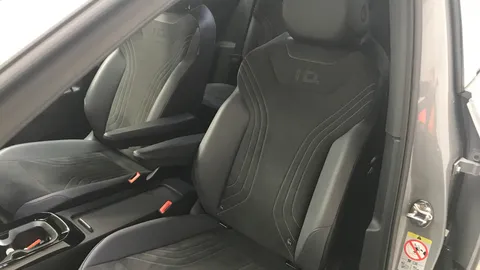 VOLKSWAGEN ID.4 210kW Match Pro 77kWh Auto