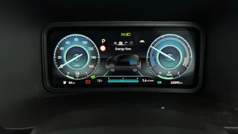 HYUNDAI KONA 150kW Ultimate 64kWh Auto