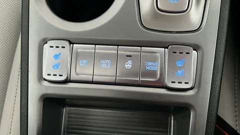 HYUNDAI KONA 150kW Ultimate 64kWh Auto