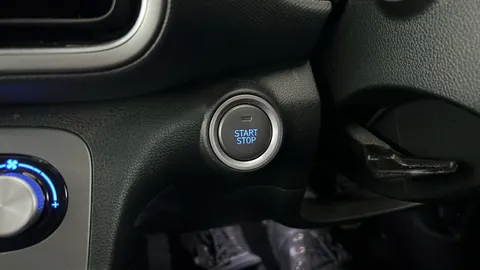 HYUNDAI KONA 150kW Ultimate 64kWh Auto