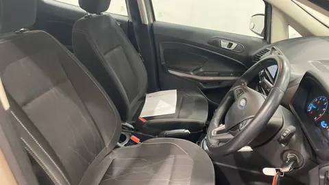 FORD ECOSPORT 1.0 EcoBoost 125 Zetec