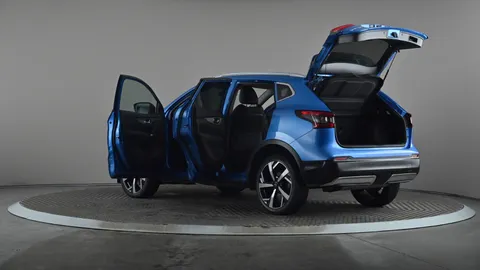 NISSAN QASHQAI 1.2 DiG-T Tekna Xtronic