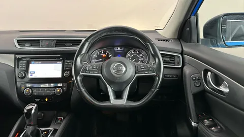 NISSAN QASHQAI 1.2 DiG-T Tekna Xtronic