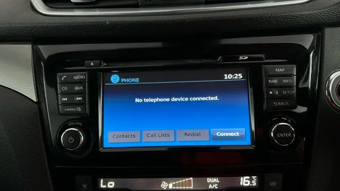 NISSAN QASHQAI 1.2 DiG-T Tekna Xtronic