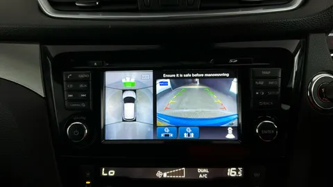 NISSAN QASHQAI 1.2 DiG-T Tekna Xtronic