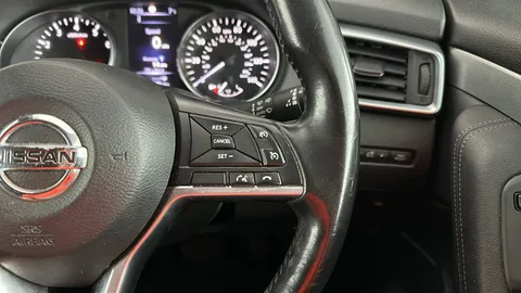 NISSAN QASHQAI 1.2 DiG-T Tekna Xtronic