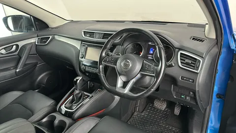 NISSAN QASHQAI 1.2 DiG-T Tekna Xtronic