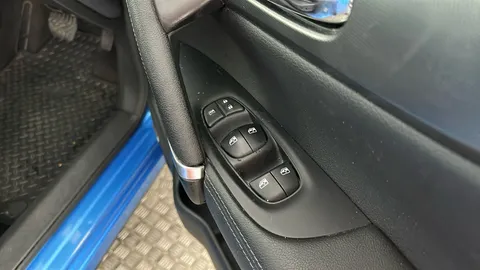 NISSAN QASHQAI 1.2 DiG-T Tekna Xtronic