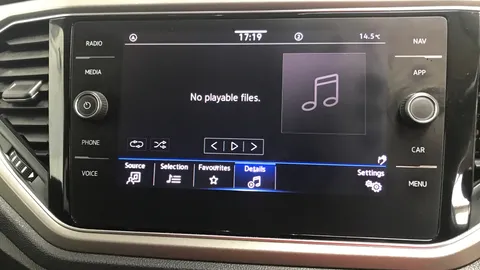 VOLKSWAGEN T-ROC 1.5 TSI EVO Design DSG