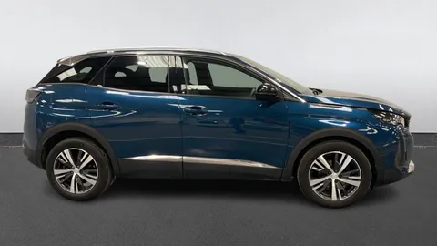 PEUGEOT 3008 1.2 PureTech Allure Premium EAT8