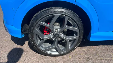 FORD PUMA 1.0 EcoBoost Hybrid mHEV ST DCT