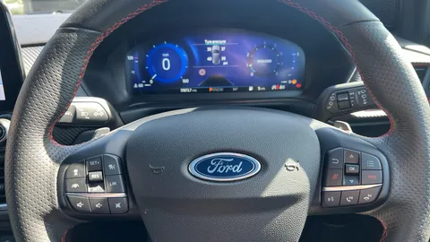 FORD PUMA 1.0 EcoBoost Hybrid mHEV ST DCT