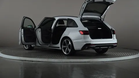 AUDI A4 35 TFSI Black Edition