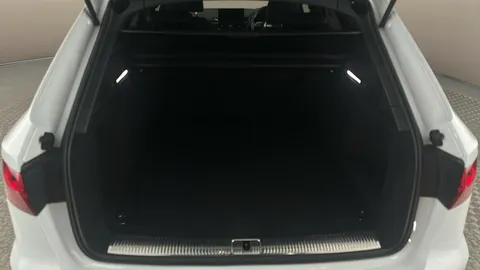 AUDI A4 35 TFSI Black Edition