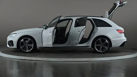 AUDI A4 35 TFSI Black Edition