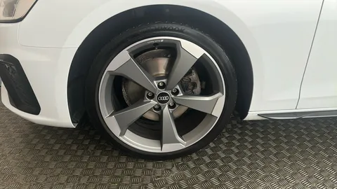 AUDI A4 35 TFSI Black Edition