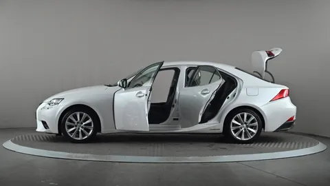 LEXUS IS 300h Advance CVT Auto
