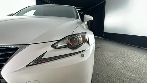 LEXUS IS 300h Advance CVT Auto